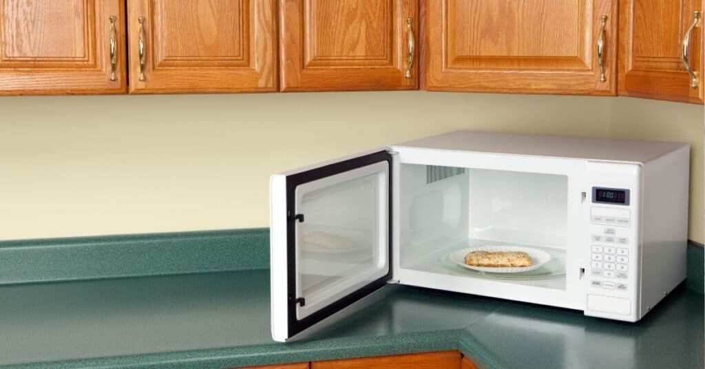 Cats prefer heated and warm food. A microwave is a quick way to improve taste for picky cats.