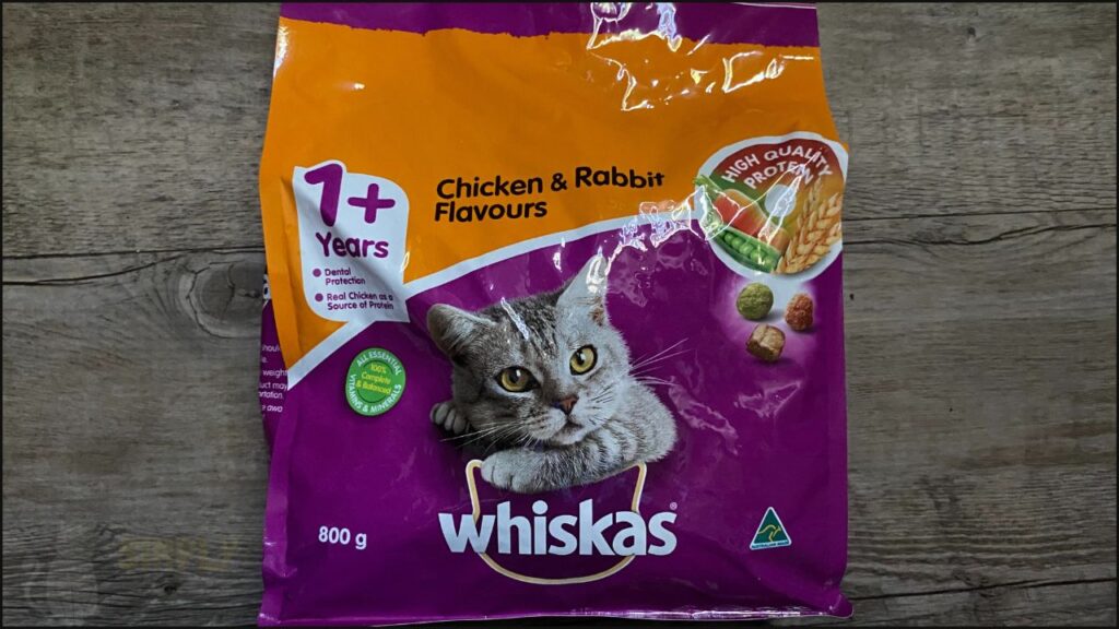 Whiskas dry cat food chicken & rabbit flavours
