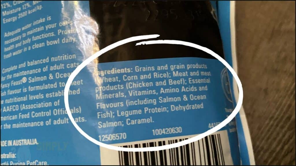 A cat food ingredients list with mostly grains