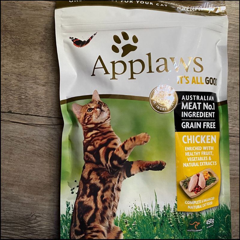 Applaws dry cat food