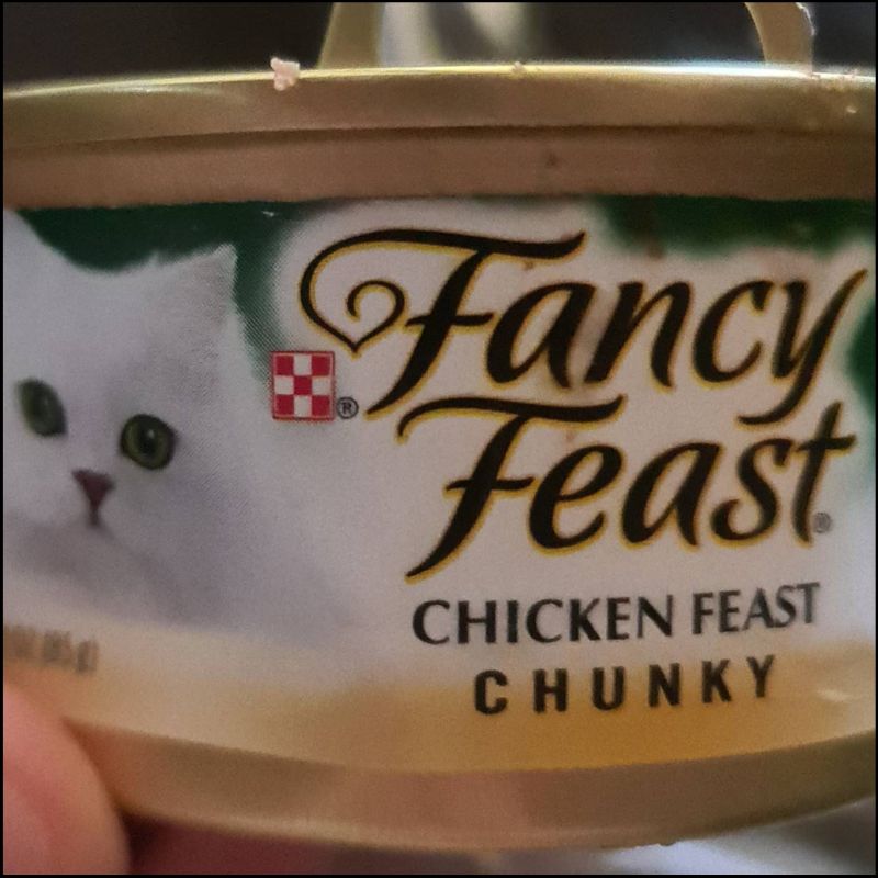 Fancy Feast Classic