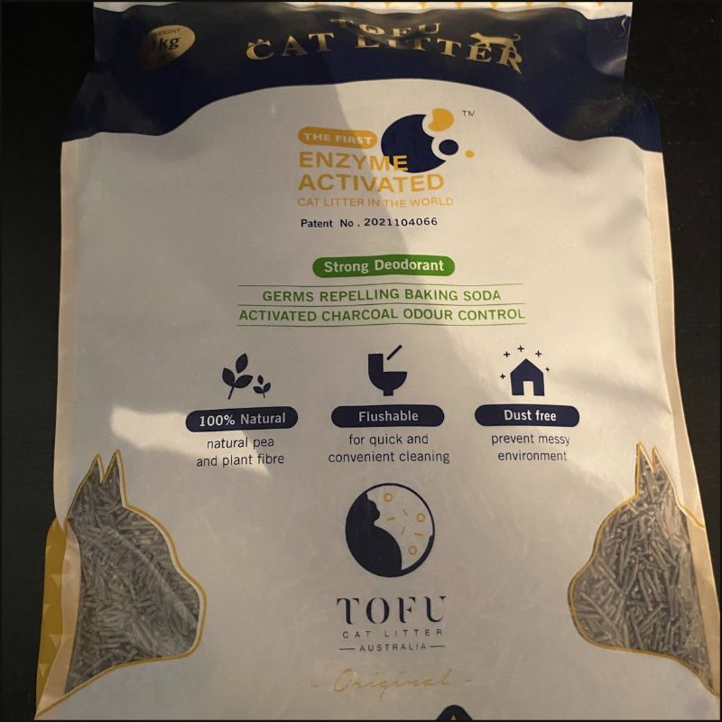 Our Tofu Cat litter Australia review (photo of package).
