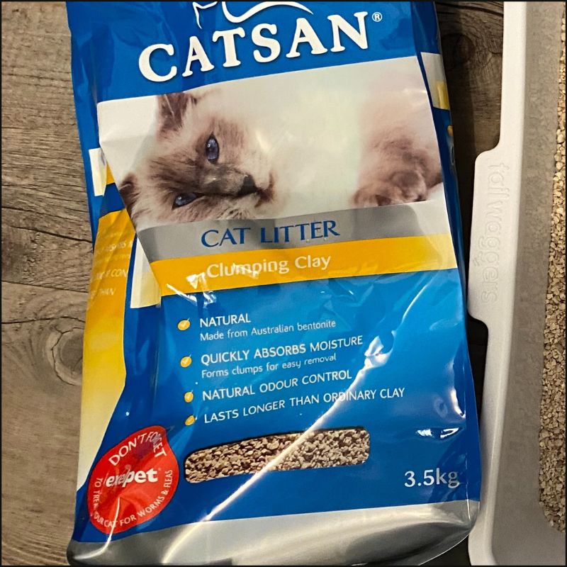 A photo of Catsan clay clumping cat litter.